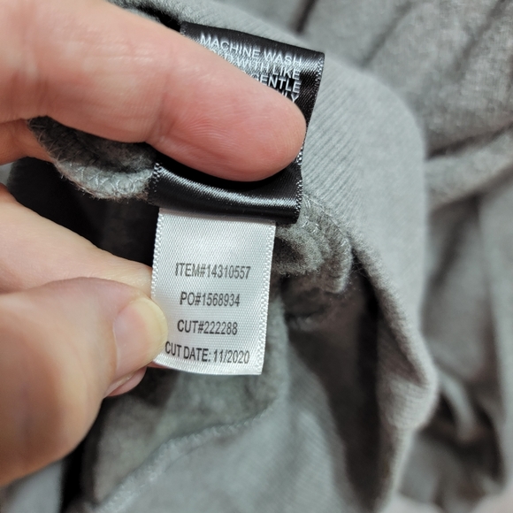 New! Torrid Women Plus Size Gray Rainbow Striped Stretch Sweatshirt Size 0 (L). - Picture 8 of 9